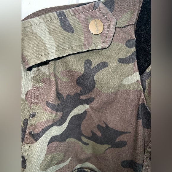 SANCTUARY Camouflage SNAP FRONT JACKET - Picture 6 of 9
